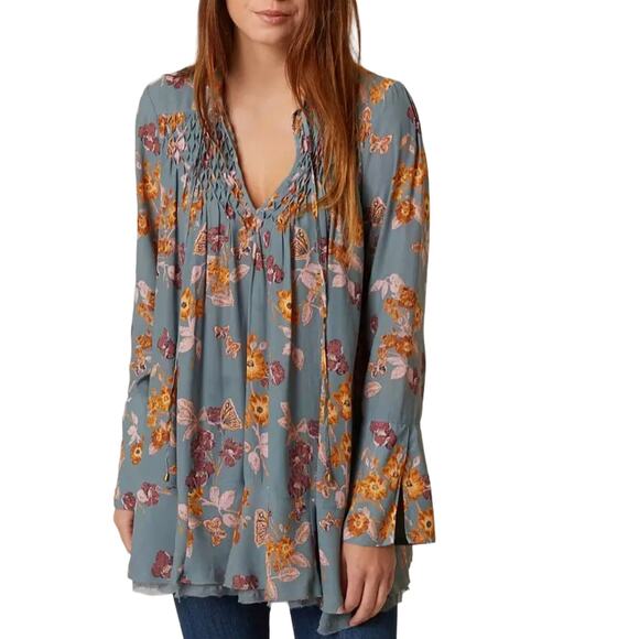Free People Pebble Crepe Top Tunic in‎ Blue Boho Floral Casual ~ S - Picture 1 of 4